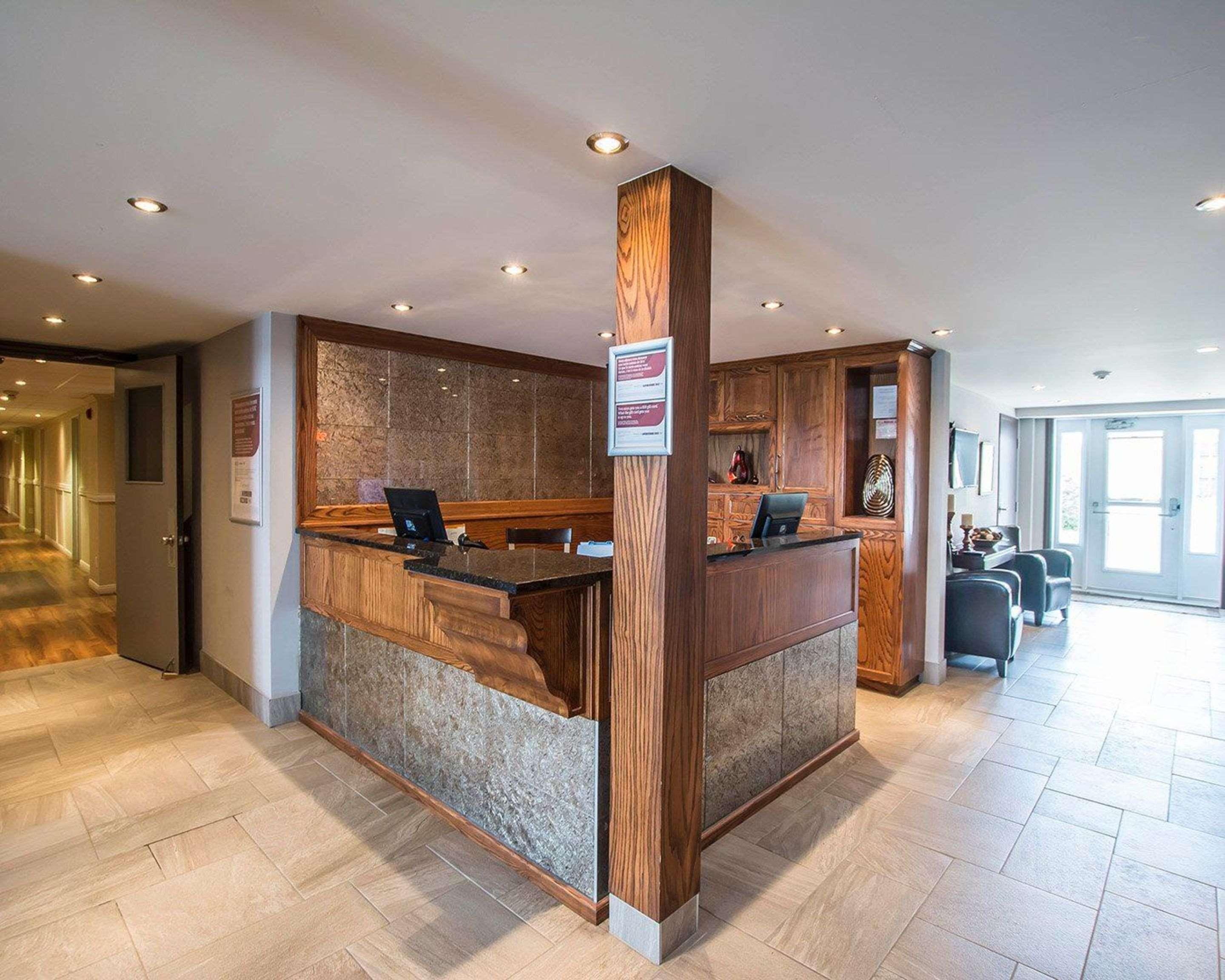 Econo Lodge Inn & Suites Montmagny Exteriör bild